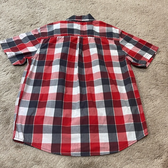 Boys Button Down Short Sleeve Shirt - Picture 4 of 4